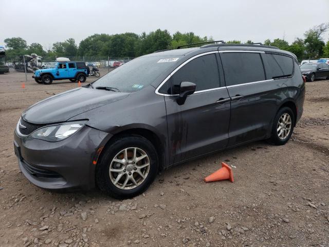 2020 Chrysler Voyager 