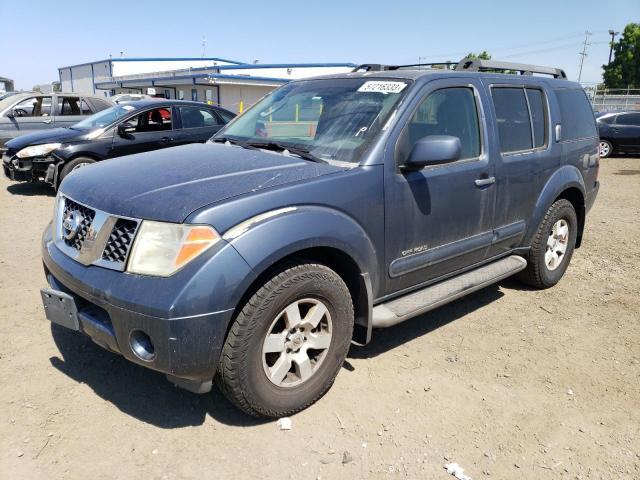 2005 Nissan Pathfinder LE