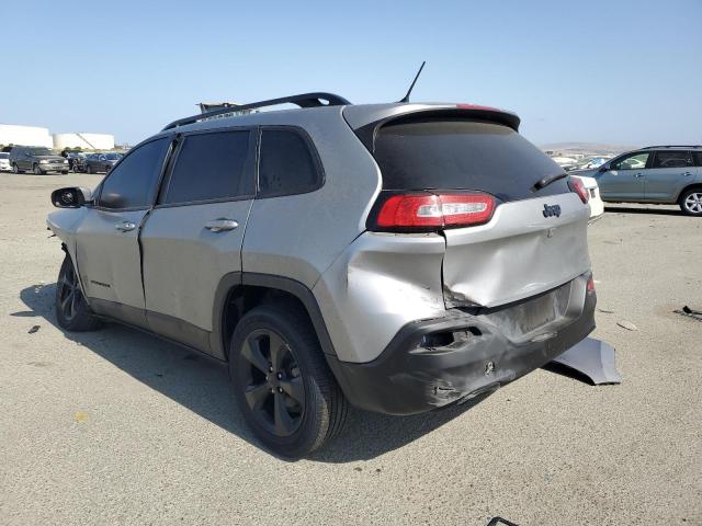 1C4PJLCB2FW766070 Jeep Cherokee Latitude