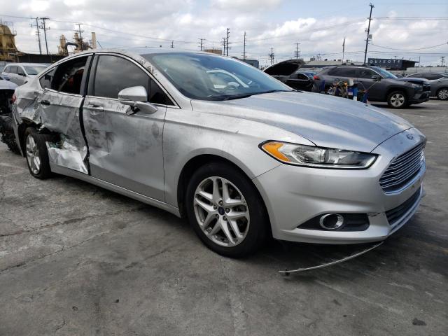 3FA6P0HDXER273070 Ford FUSION SE