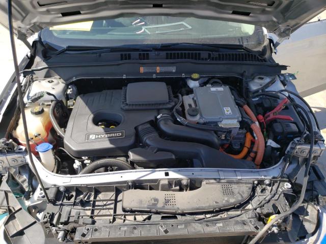 3FA6P0RU4KR117956 Ford Fusion Titanium