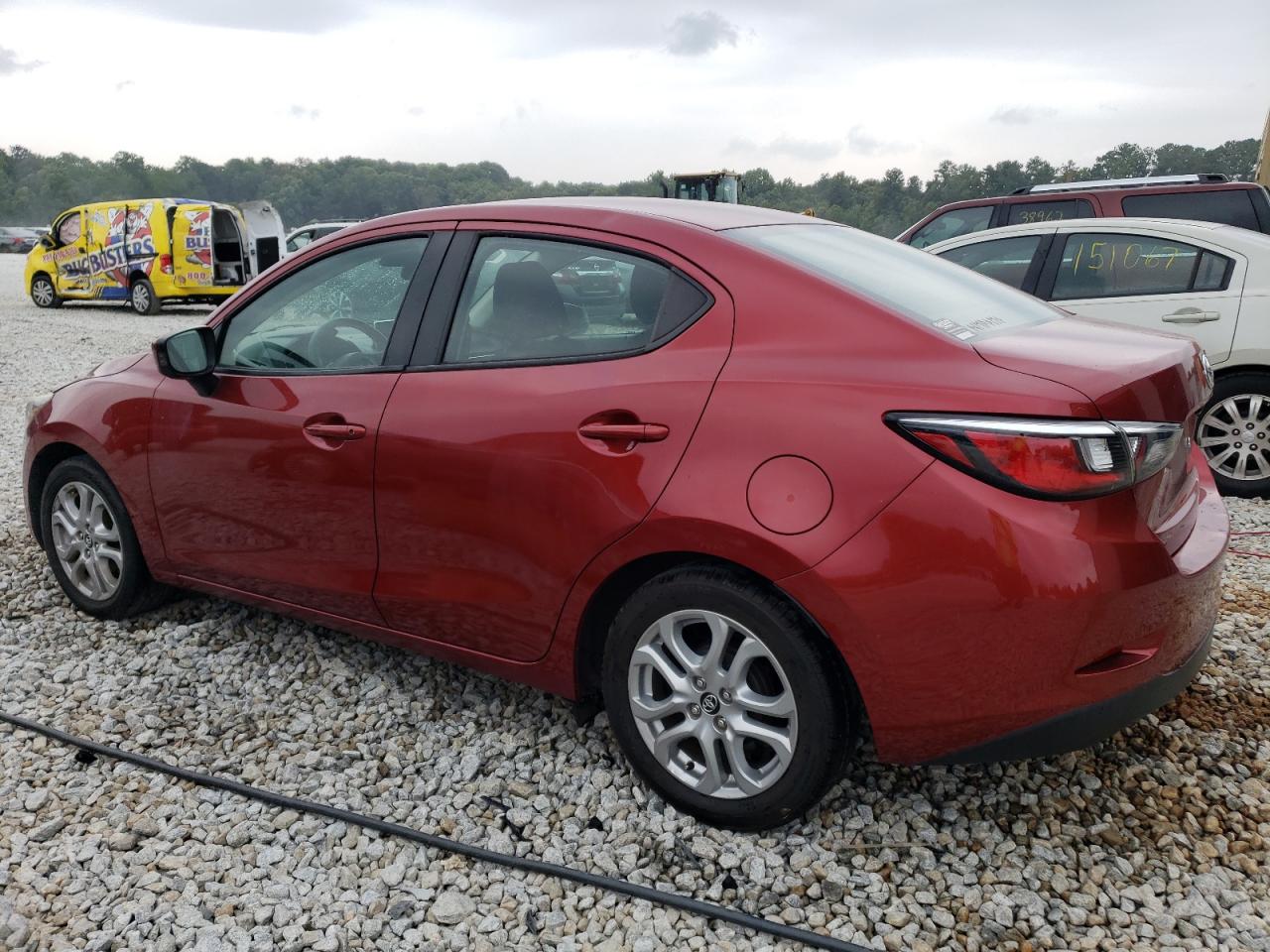 3MYDLBYV8HY186720 TOYOTA YARIS 2017
