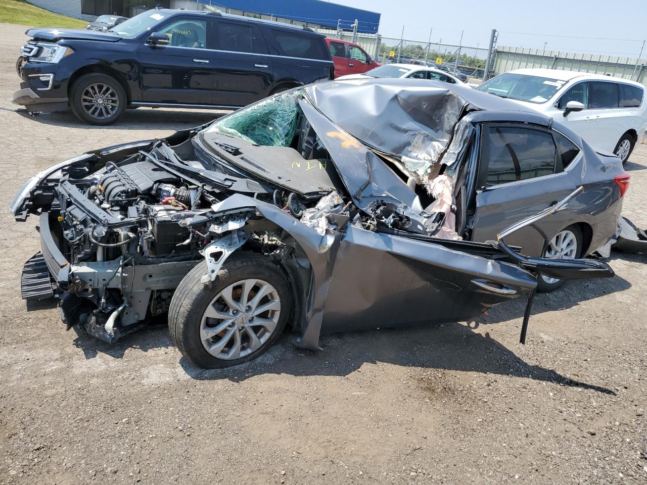 3N1AB7AP1KY429615 NISSAN SENTRA 2019