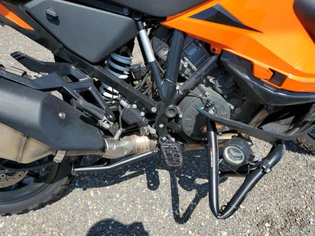 2022 KTM 1290 SUPER - VBKV79401NM951046