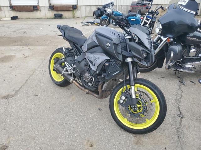 2017 YAMAHA FZ10 - JYARN48E3HA000575