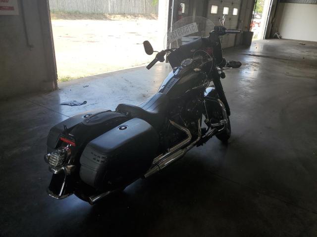 2019 HARLEY-DAVIDSON FLHC 1HD1YAJ23KB033888