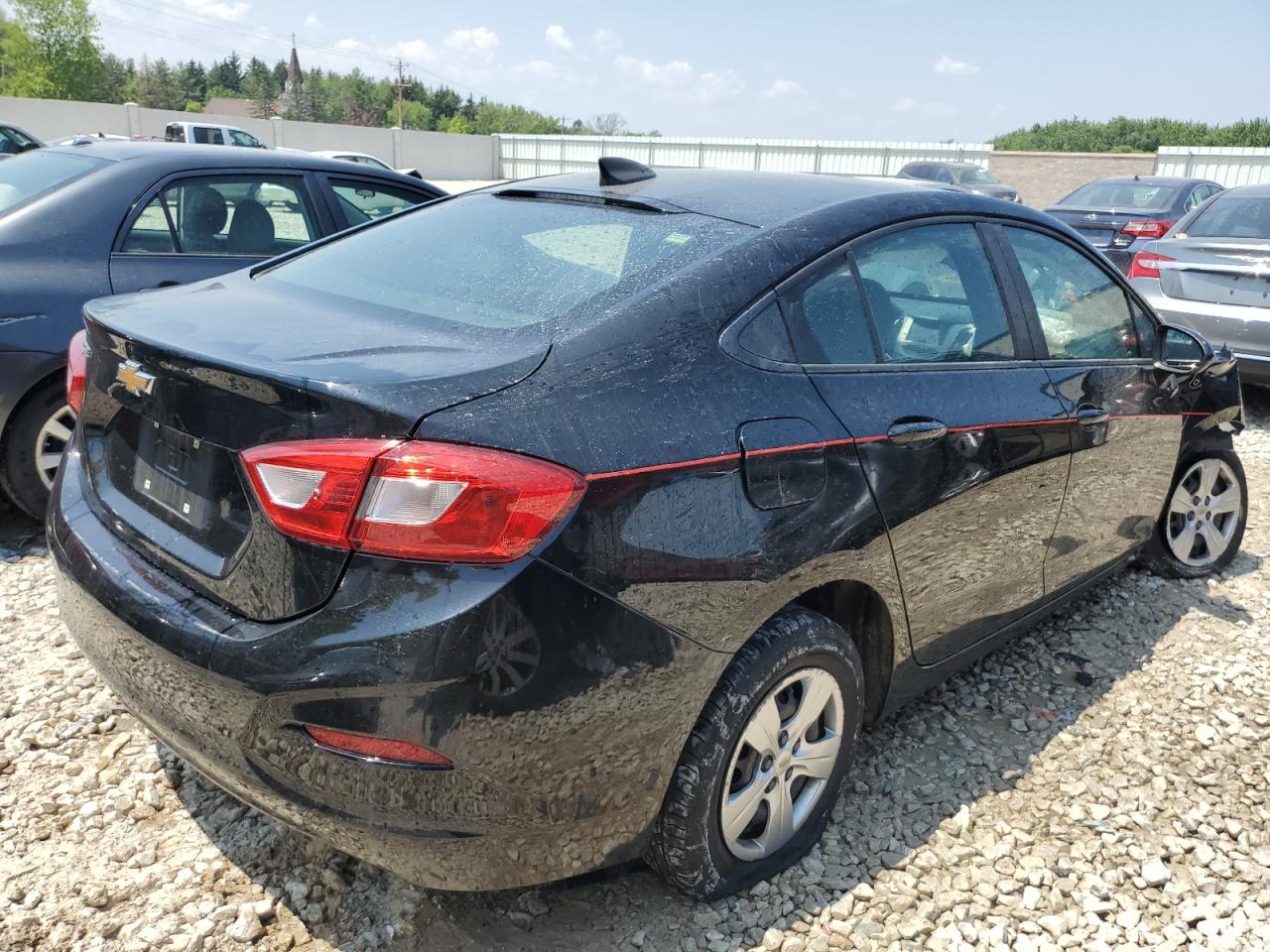 1G1BC5SM8J7106257 CHEVROLET CRUZE 2018