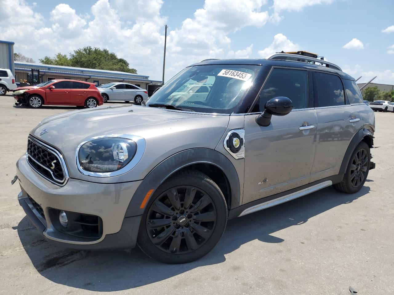 Mini Cooper s e Countryman для путешествий