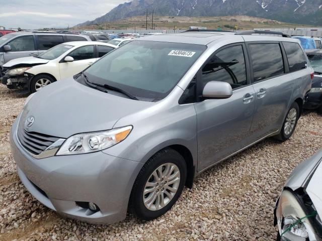 2016 Toyota Sienna XLE