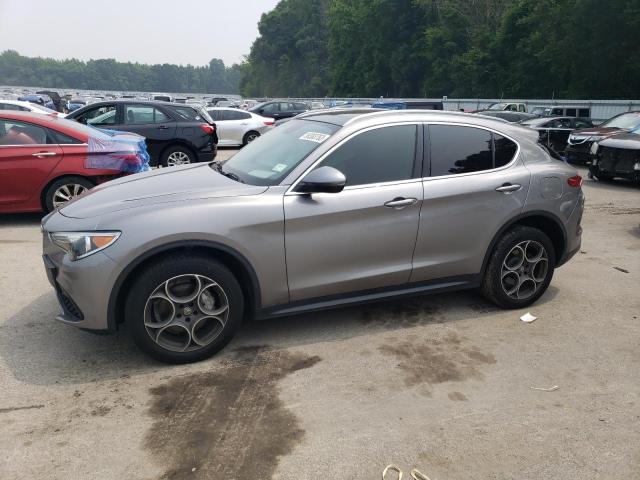 2018 Alfa Romeo Stelvio 