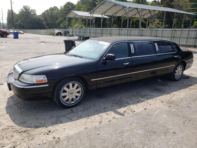 2005 Lincoln Town Car Executive