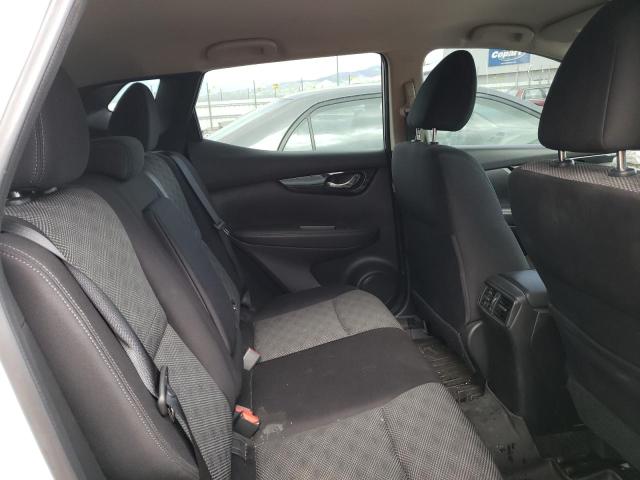 JN1BJ1CRXHW102049 Nissan Rogue Sport S
