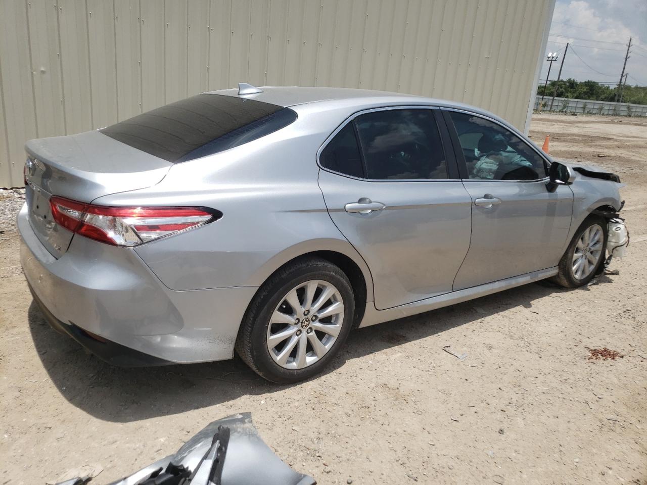 4T1C11AK9LU363762 TOYOTA CAMRY 2020