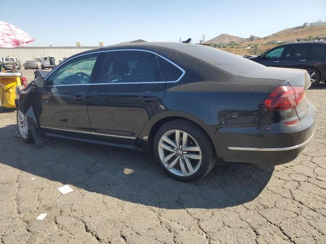 2017 VOLKSWAGEN PASSAT SEL - 1VWCT7A38HC082511