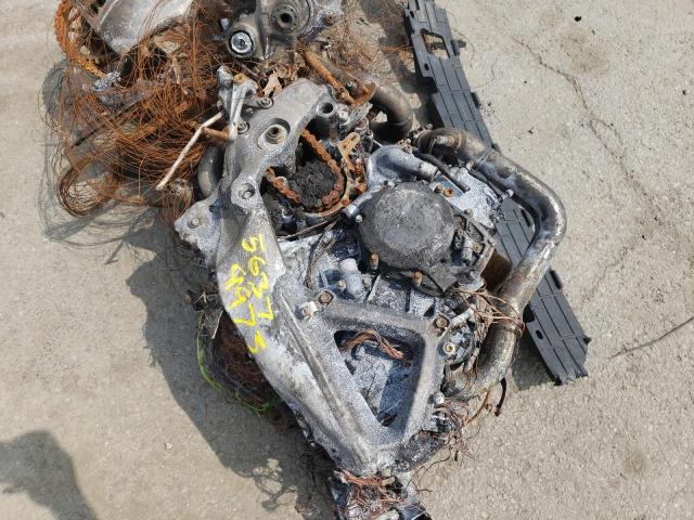 2021 APRILIA RSV4 FACTO - ZD4KYUB00MS000102