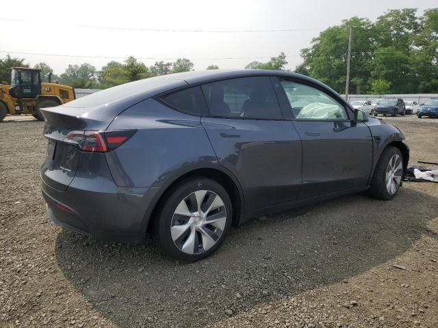 7SAYGDEE3NF322282 Tesla Model Y  3