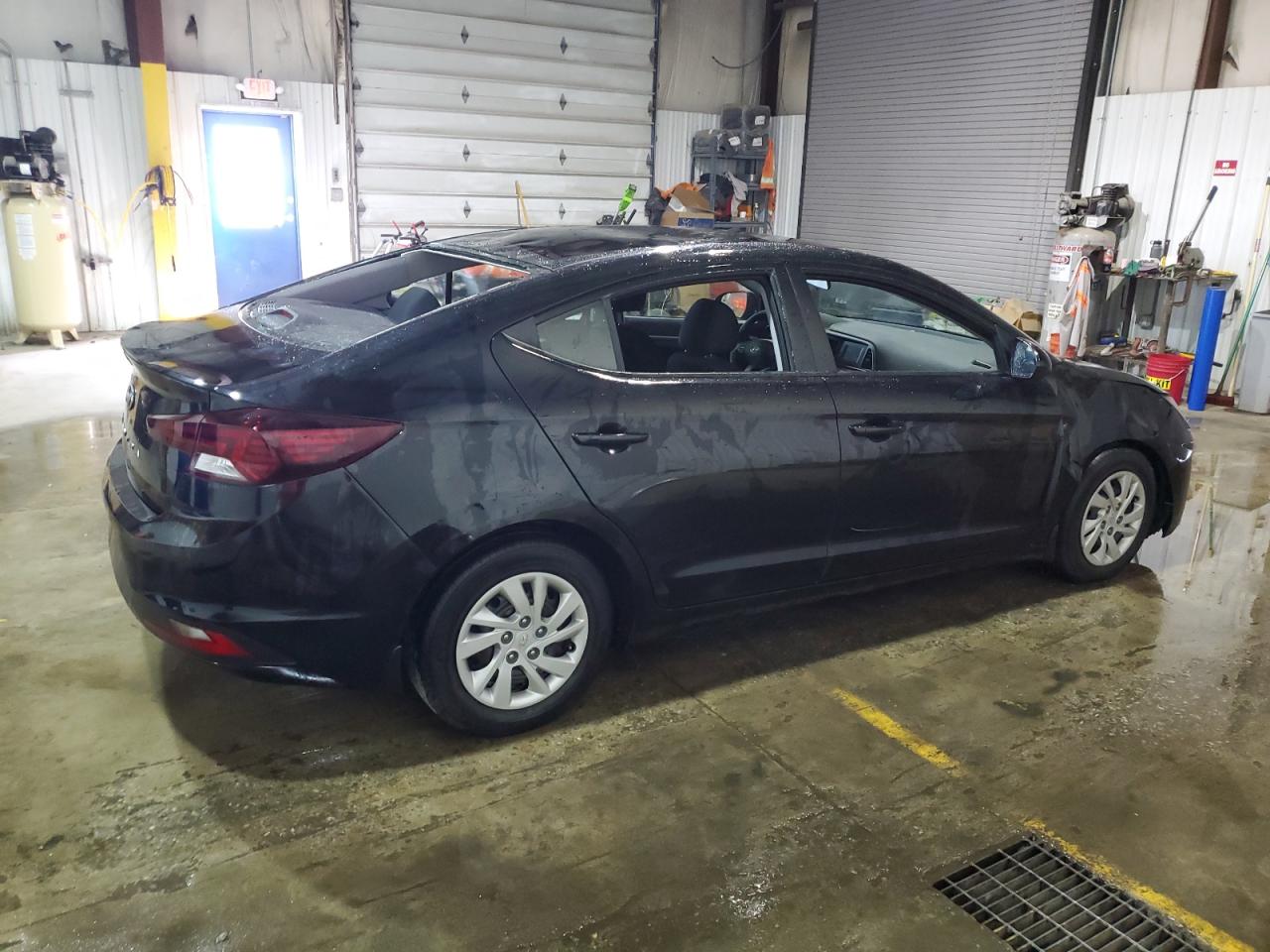 2019 Hyundai Elantra Se vin: 5NPD74LF6KH422350