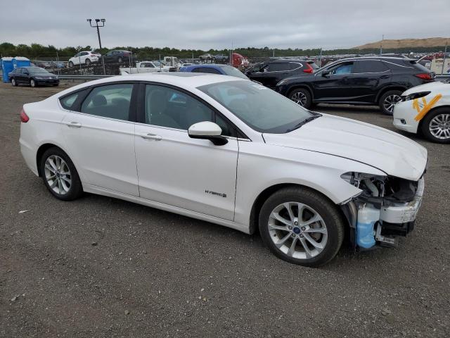 3FA6P0LU1KR188296 2019 FORD FUSION, photo no. 4