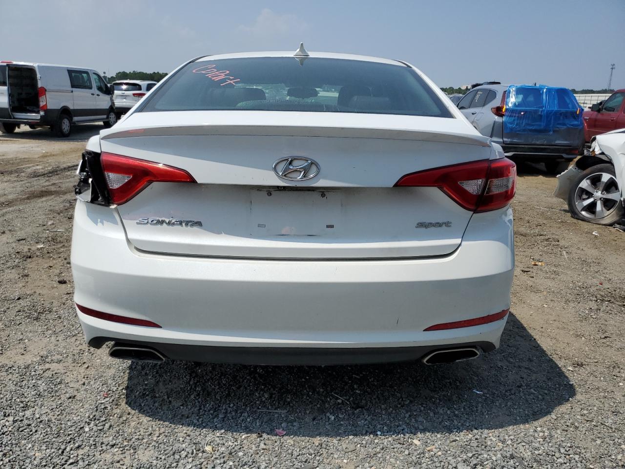 2015 Hyundai Sonata Sport vin: 5NPE34AF5FH115423