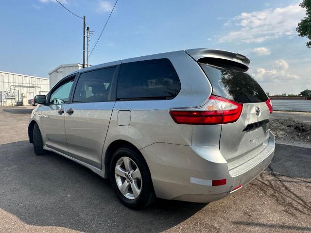 5TDZZ3DC2KS989244 Toyota SIENNA
