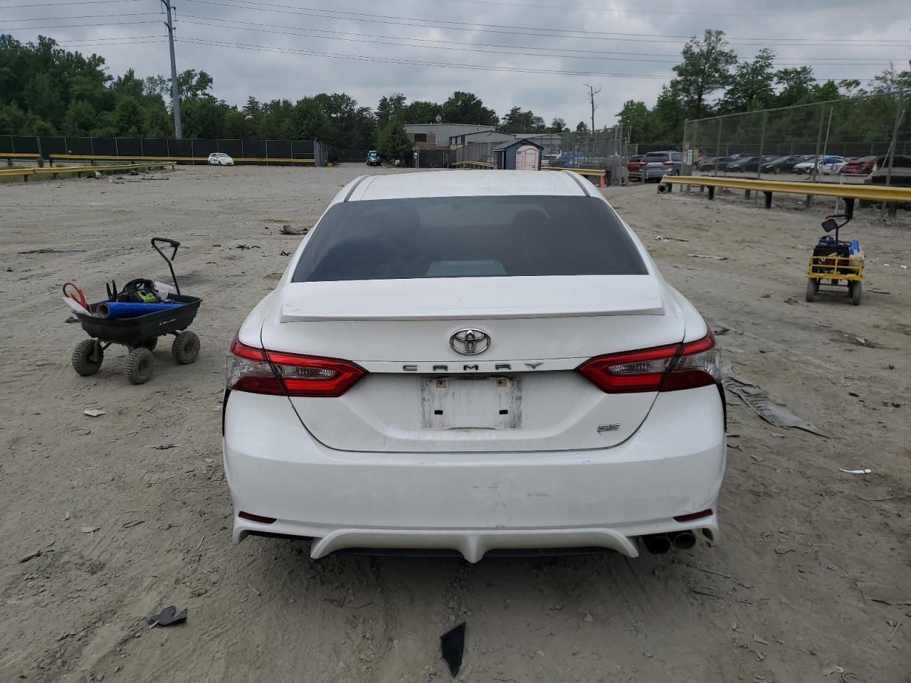 4T1B11HKXJU148034 TOYOTA CAMRY 2018