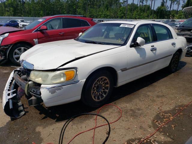 2002 Lincoln Town Car Signature