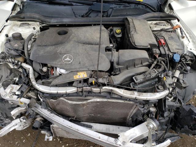 WDCTG4GB4HJ358869 Mercedes-Benz Gla 250 4matic