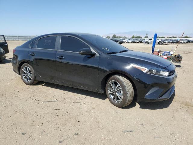 3KPF24AD1NE499029 KIA FORTE FE