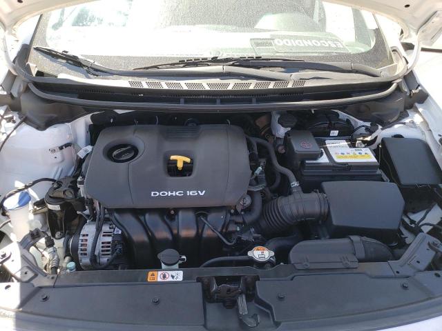 3KPFK4A74JE240832 KIA FORTE LX