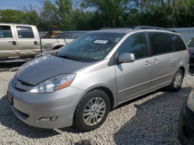 2010 Toyota Sienna XLE