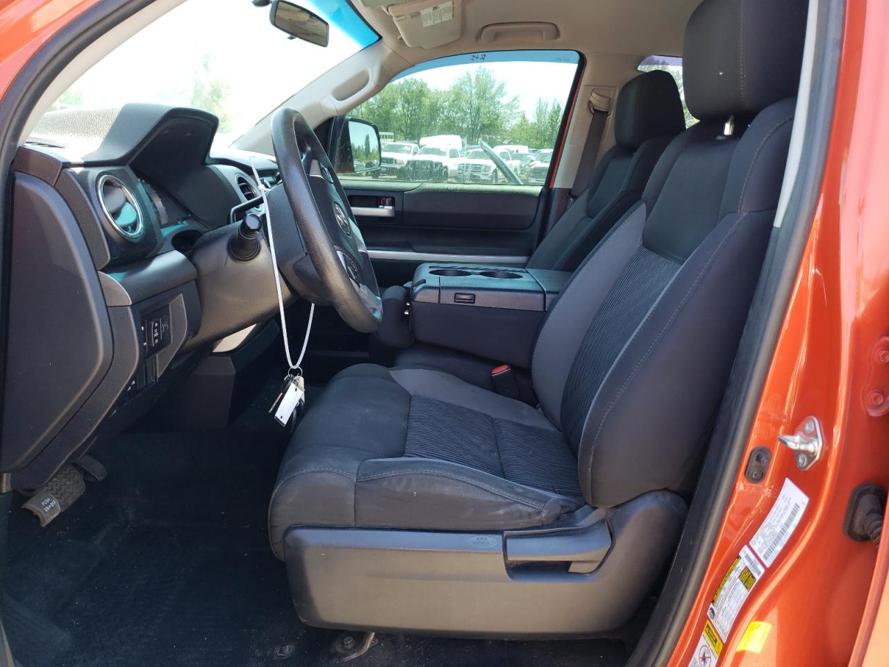 VIN: 5TFUY5F18HX595058 2017 TOYOTA TUNDRA
