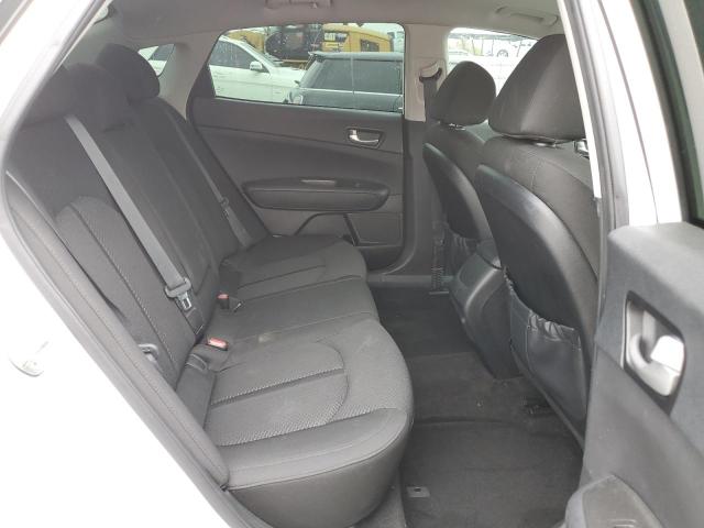 5XXGT4L30JG259994 KIA Optima Lx
