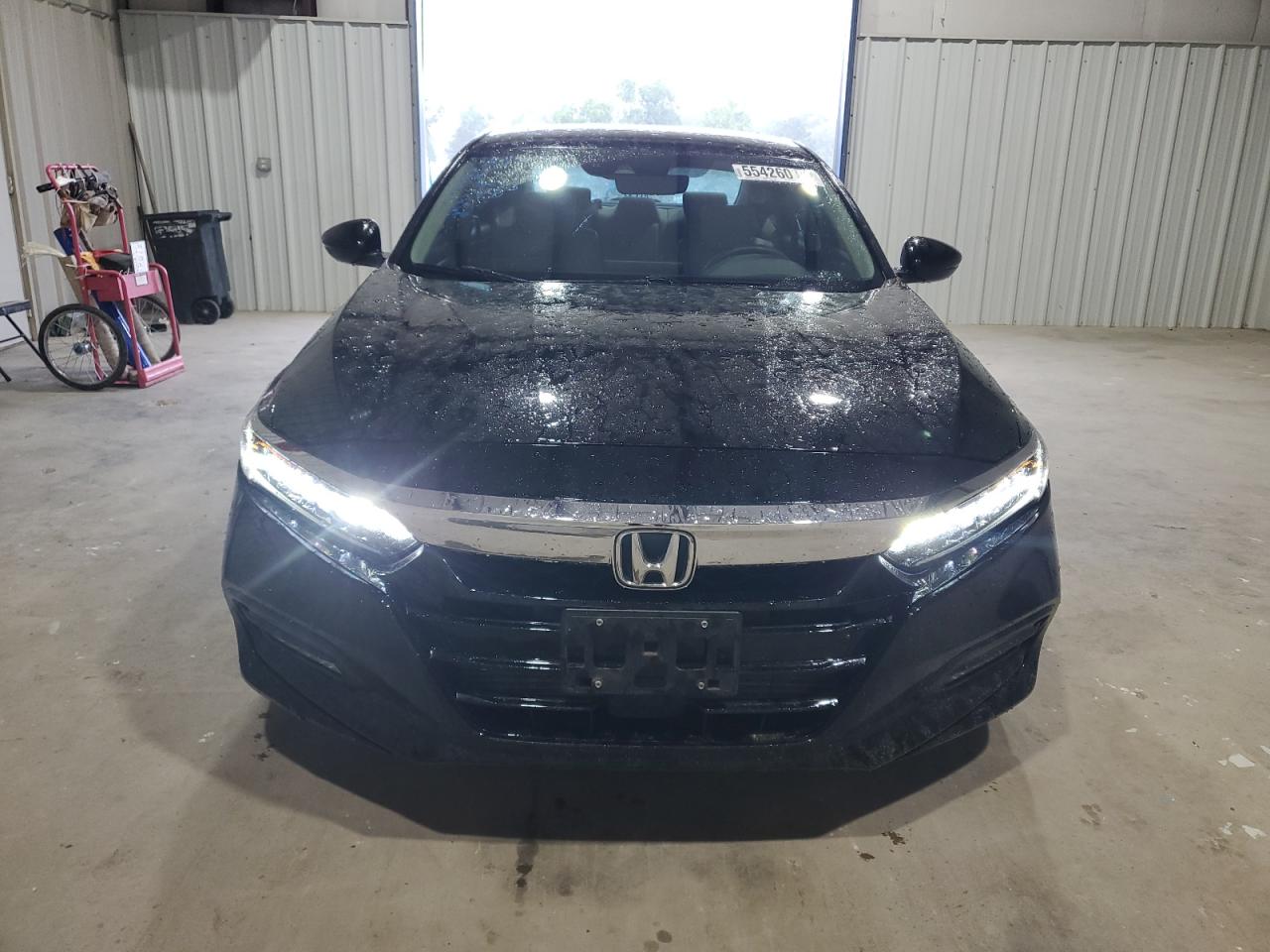 VIN: 1HGCV2F99JA016436 2018 HONDA ACCORD
