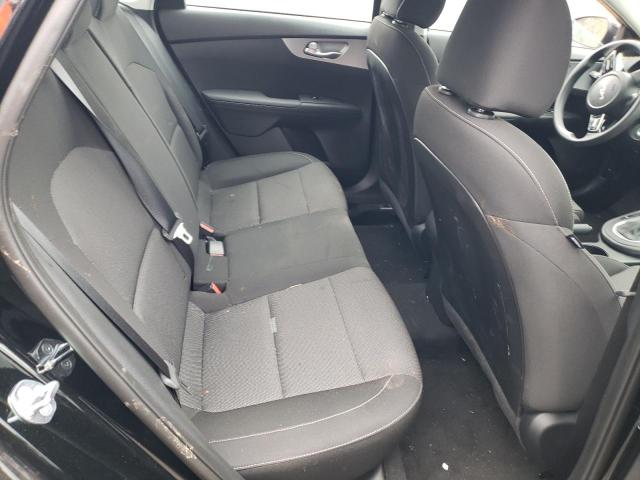 3KPF24AD9PE629299 KIA FORTE LX