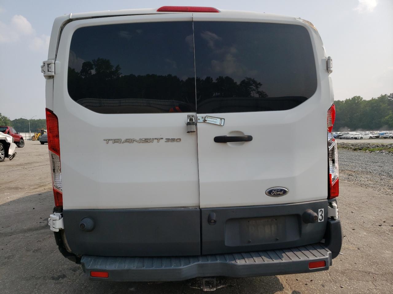 1FBZX2YM2GKA01725 2016 Ford Transit T-350