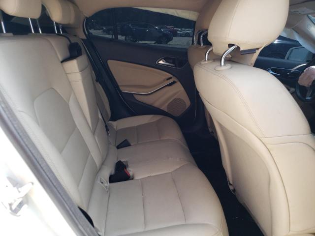 2015 MERCEDES-BENZ GLA 250 - WDCTG4EB1FJ180869