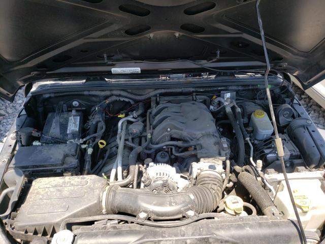 1C4HJWDG9JL818935 Jeep Wrangler Unlimited Sport