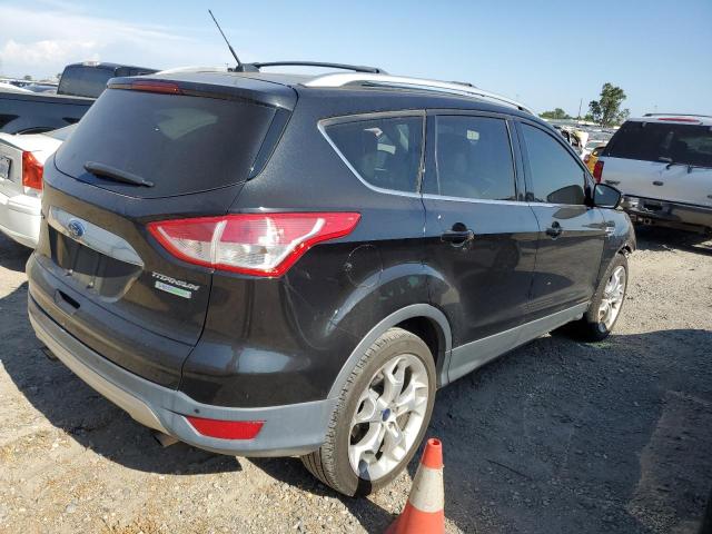1FMCU0J92EUB92595 Ford Escape Titanium