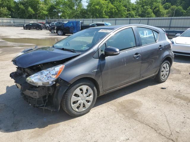 2013 Toyota Prius c 