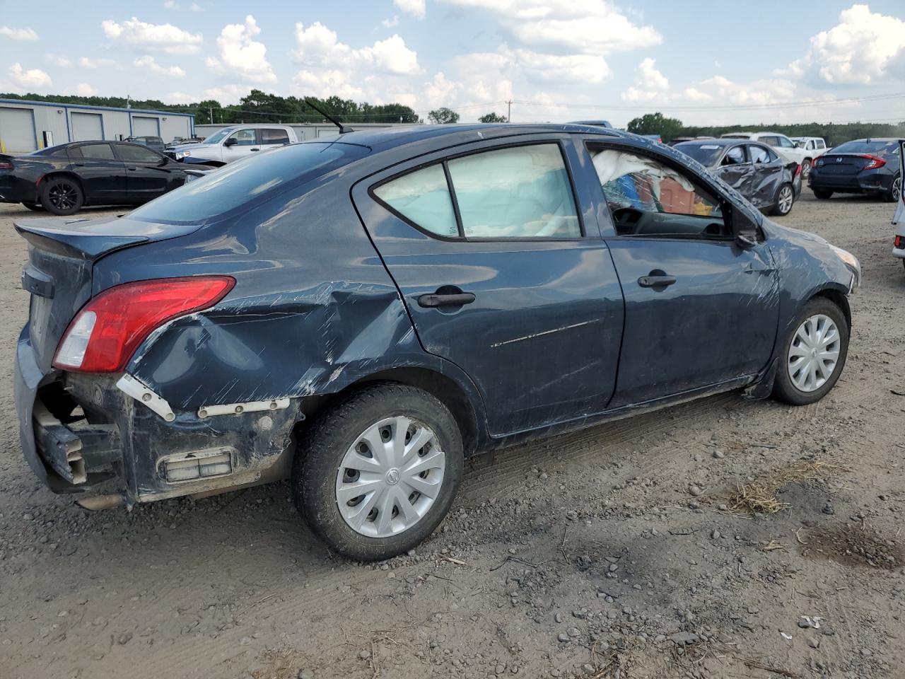3N1CN7APXHL834801 NISSAN VERSA 2017