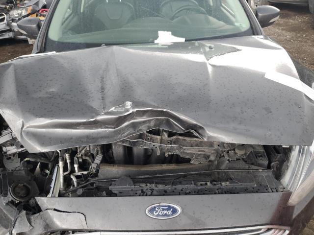 1FADP3J28JL326598 Ford Focus Titanium