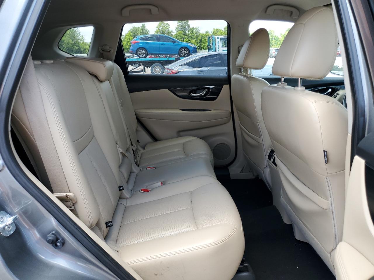 VIN: JN8AT2MT0HW146990 2017 NISSAN ROGUE
