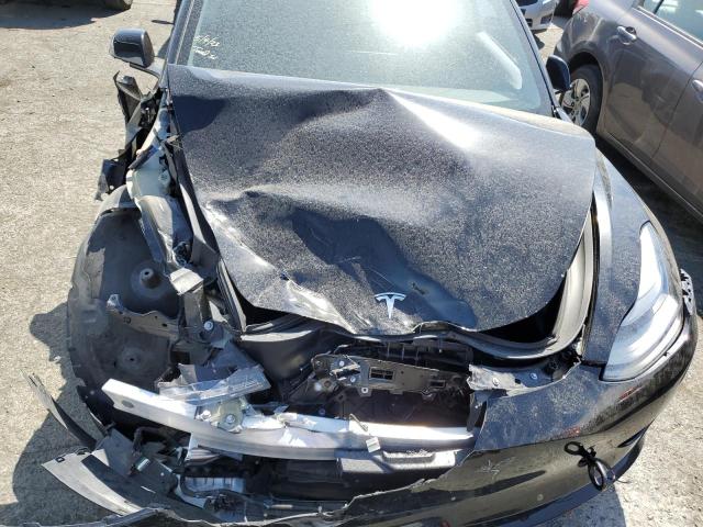 5YJ3E1EB2MF876736 Tesla MODEL 3