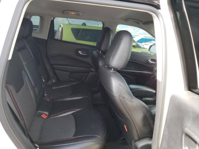 3C4NJDDB4KT667830 Jeep Compass Trailhawk