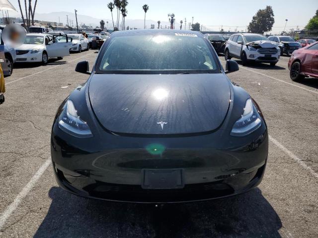 7SAYGAEE4NF402124 Tesla Model Y