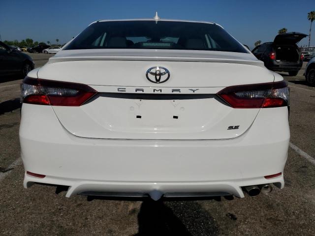 VIN 4T1G11AK0NU010976 2022 Toyota Camry, SE no.6