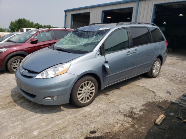 2010 Toyota Sienna XLE