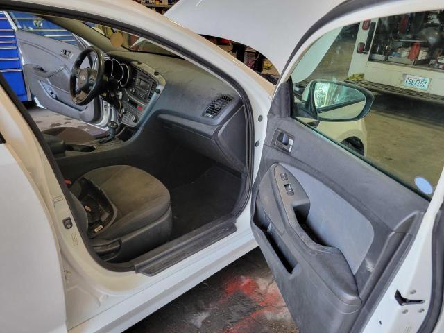 KNAGM4A74F5642607 KIA Optima Lx