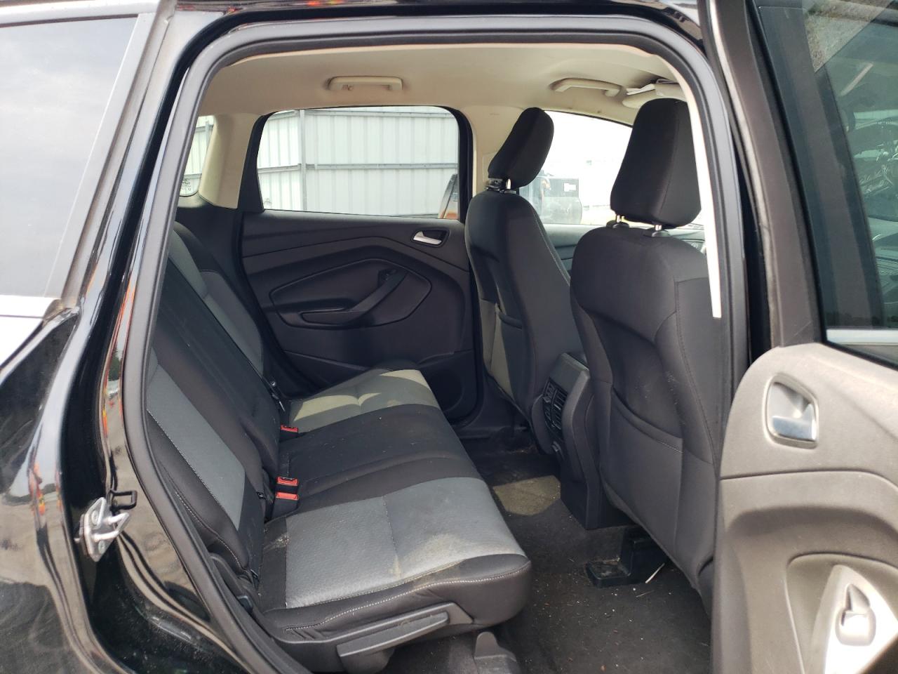 1FMCU0GD4JUB75299 FORD ESCAPE 2018
