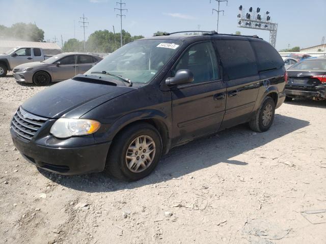 2005 Chrysler Town & Country LX